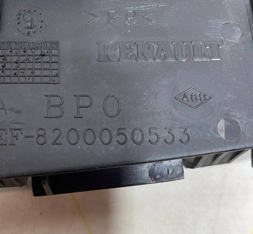 8200050533 RENAULT Решетка бампера переднего купить в Тернополь
