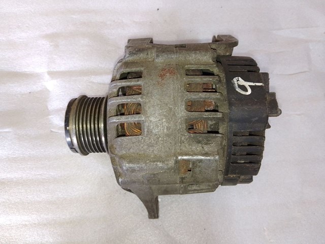 RENAULT 8200054588 Генератор в наличии Киев