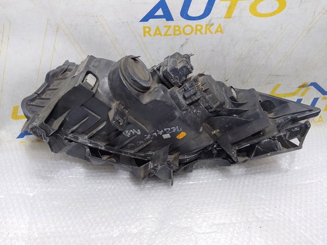 RENAULT 8200073221 Правая фара в наличии Черкассы