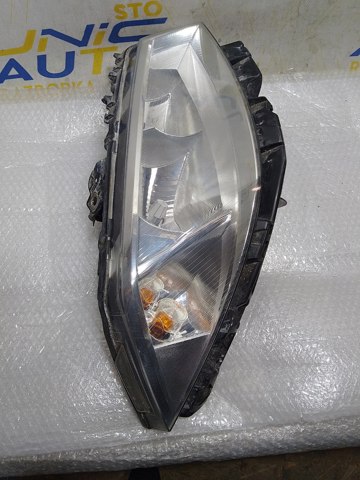 8200073221 RENAULT Правая фара купить в Днепр