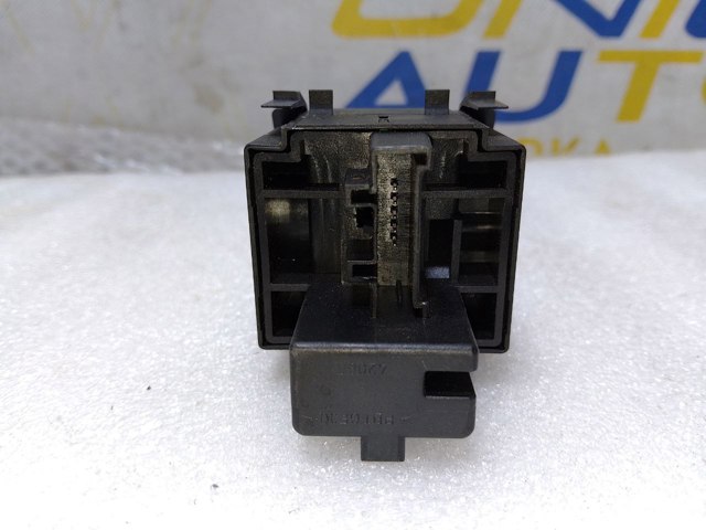 8200095495 RENAULT Кнопка (регулятор) корректора фар купить в Украина