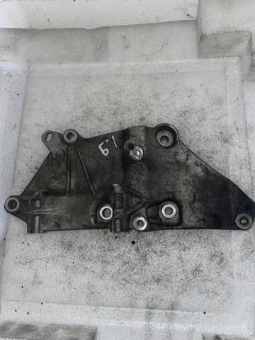Кронштейн крепления генератора 8200100148 RENAULT