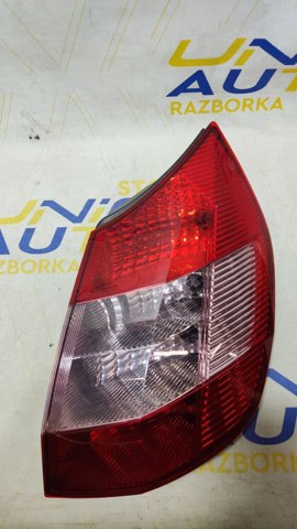 Правый стоп-сигнал 8200127702 RENAULT