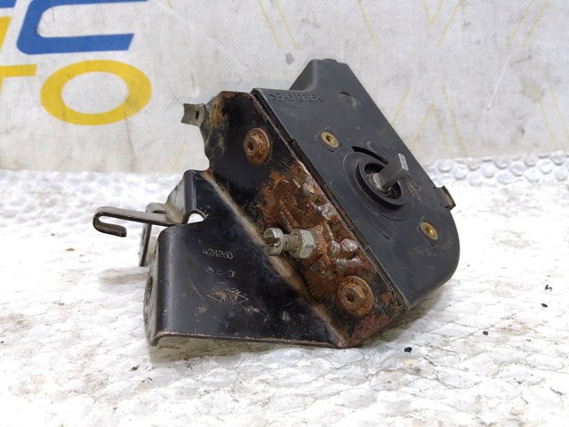 Управление карбюратором (акселератор - управление подачей топлива) 8200139460 RENAULT