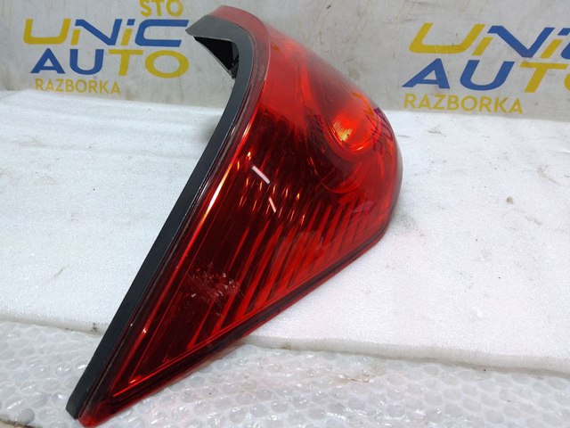 Фонарь задний левый 8200142688 RENAULT