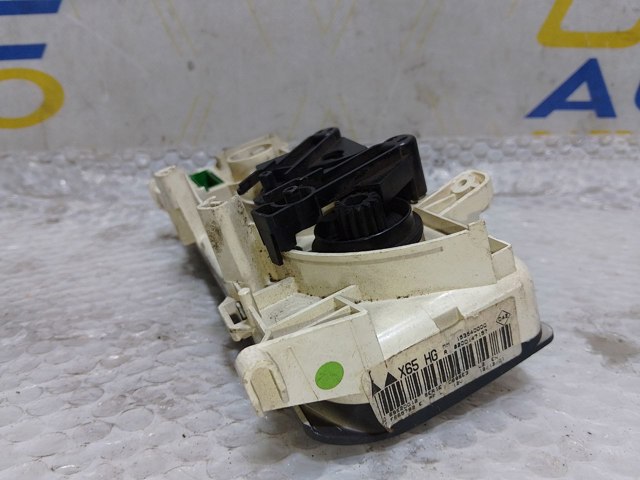 RENAULT 8200147157 в наличии Одесса