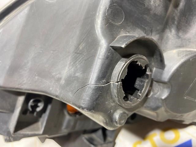 Основная фара - вставка 8200150618 RENAULT