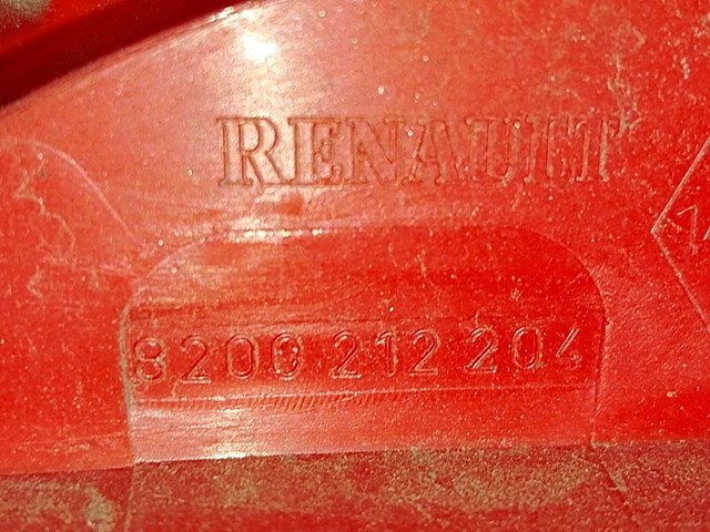 RENAULT 8200212204 Фонарь задний правый в наличии Черновцы