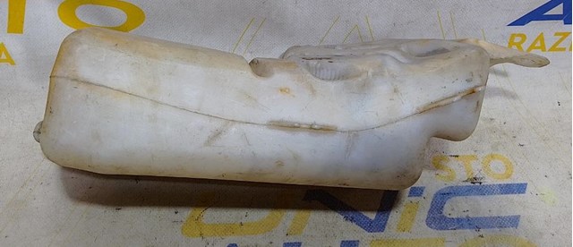 Бачок омывайки 8200212701 RENAULT