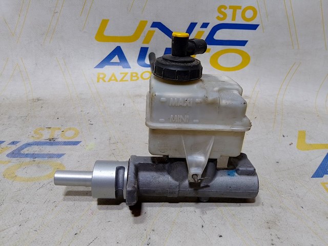 RENAULT 8200245034 Бачок главного тормозного цилиндра (тормозной жидкости) в наличии Украина
