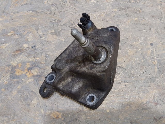 8200277203 RENAULT Кронштейн подушки (опоры) двигателя левой купить в Николаев