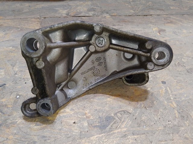 8200277203 RENAULT Кронштейн подушки (опоры) двигателя левой купить в Чернигов