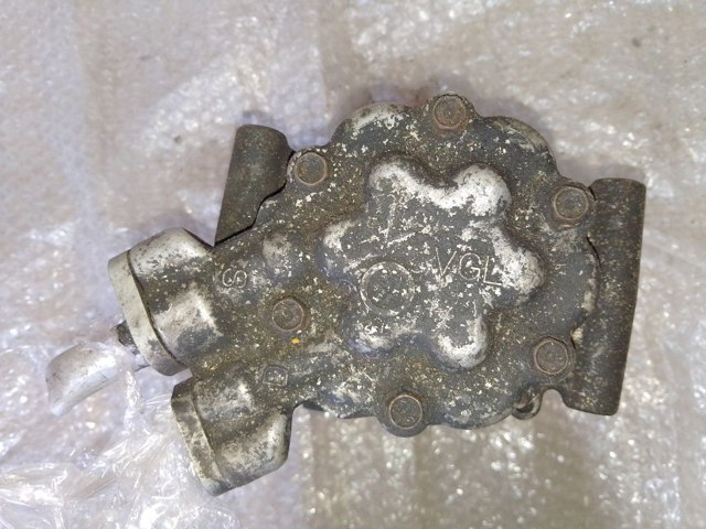 Компрессор кондиционера 8200315744 RENAULT