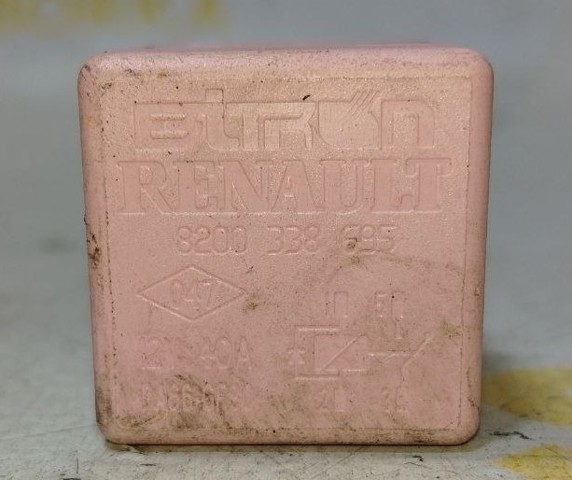 RENAULT 8200338695 в наличии Сумы