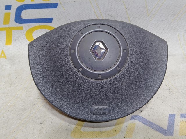 Подушка AIRBAG водительская 8200381849 RENAULT