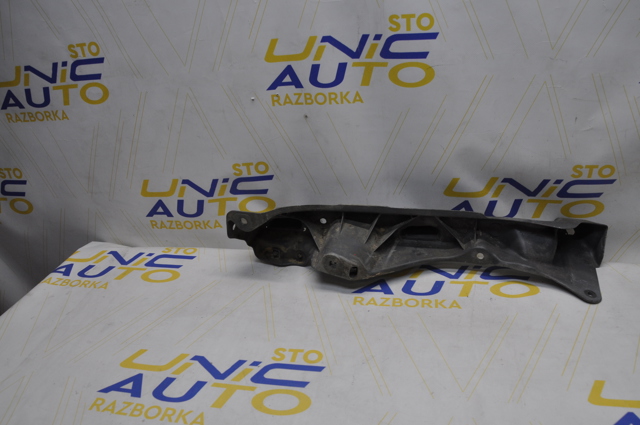 RENAULT 8200381901 Кронштейн крепления крыла  переднего левого верхний в наличии Тернополь