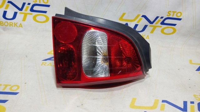 Задний правый стоп 8200387889 RENAULT