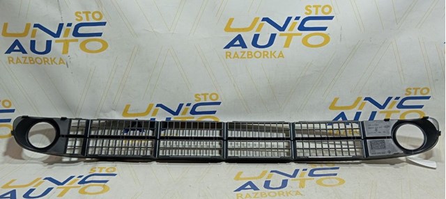 RENAULT 8200390420 Решетка бампера переднего центральная в наличии Львов