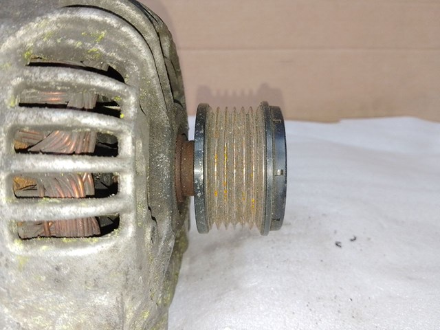 Генератор автомобиля 8200390667 RENAULT