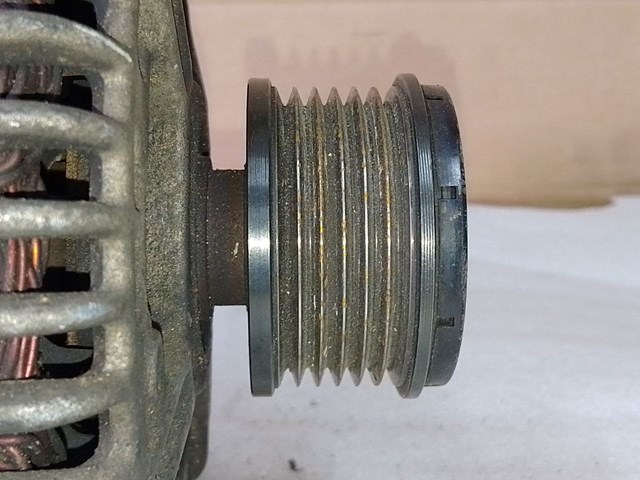 RENAULT 8200390675 Генератор в наличии Львов