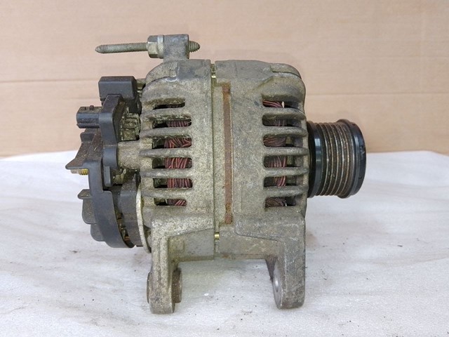 8200390675 RENAULT Генератор купить в Киев