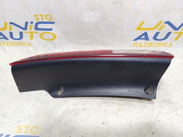 Задний правый стоп 8200394724 RENAULT