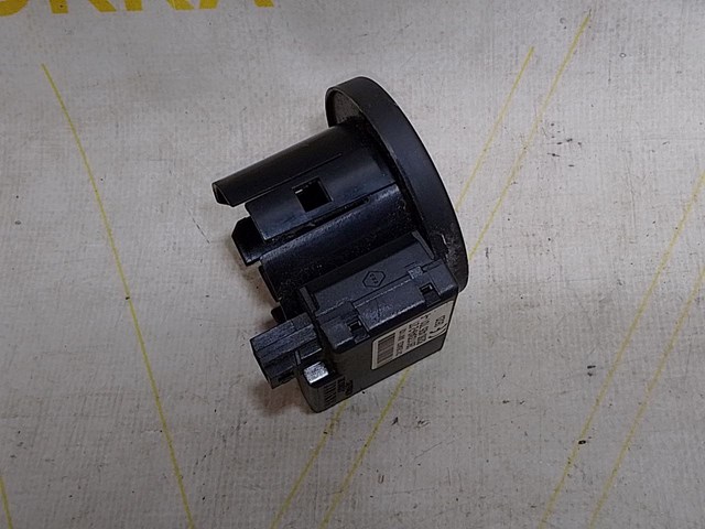 RENAULT 8200405701 Кольцо иммобилайзера в наличии Киев