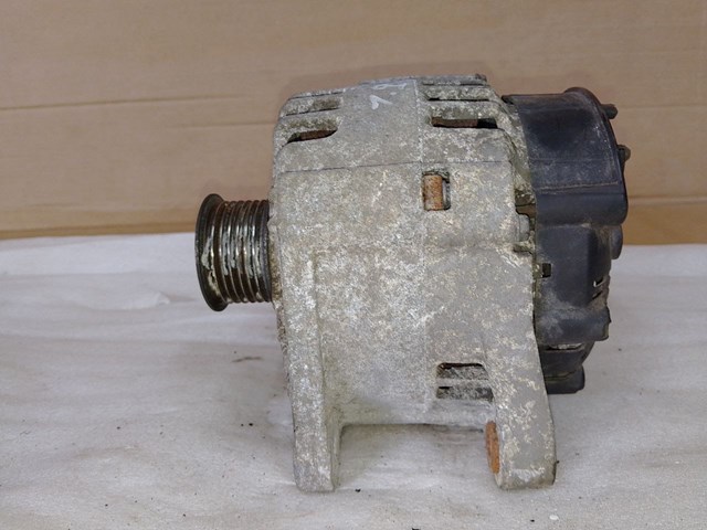 RENAULT 8200410674 Генератор в наличии Киев