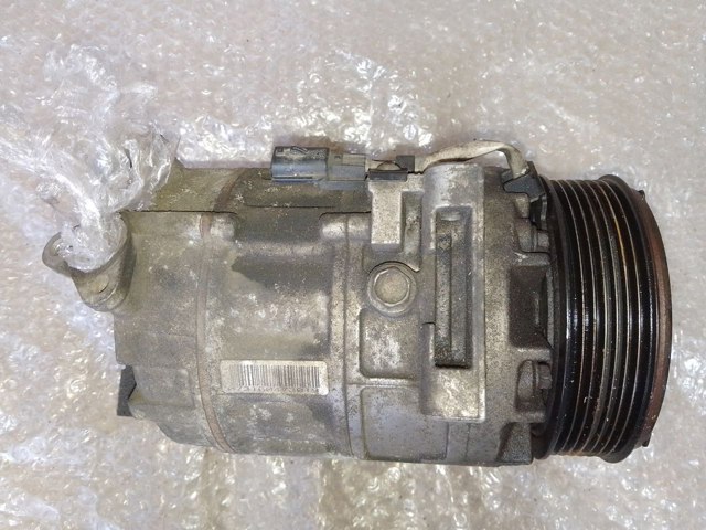 Насос кондиционера 8200454172 RENAULT
