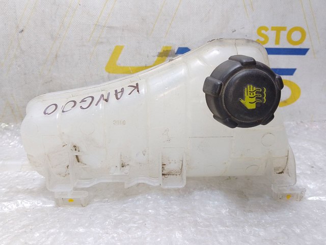 RENAULT 8200455786 в наличии Украина