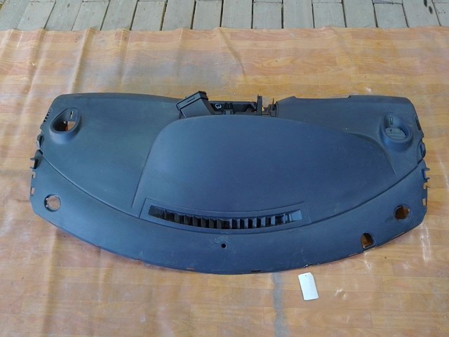 Передняя панель 8200494115 RENAULT