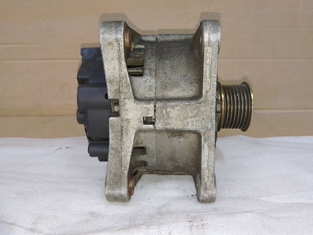RENAULT 8200495294 Генератор в наличии Ирпень