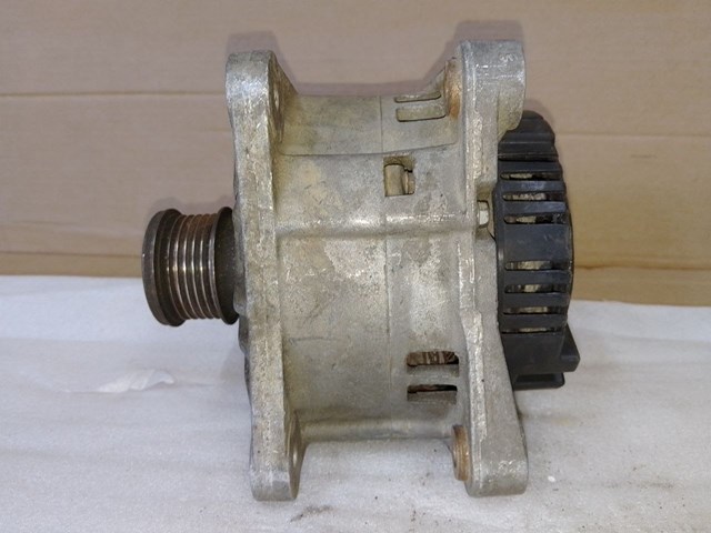 8200523616 RENAULT Генератор купить в Чернигов