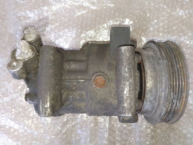 RENAULT 8200600122 Компрессор кондиционера в наличии Львов