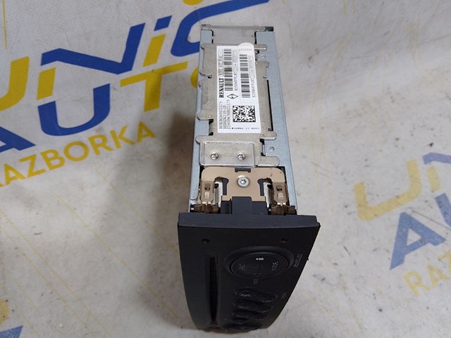 8200607918 RENAULT Магнитола (радио AM/FM) купить в Днепр