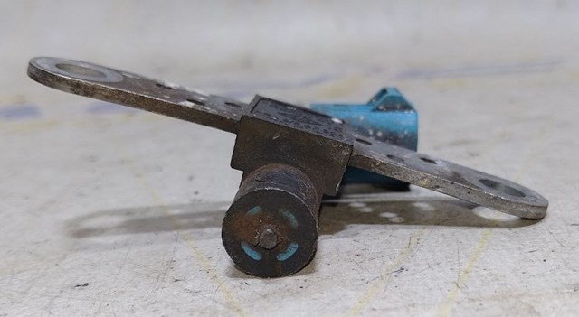 8200647554 Датчик положения (оборотов) коленвала купить Киев