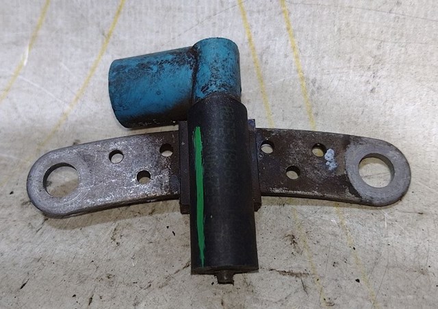 RENAULT 8200647554 Датчик коленвала в наличии Черновцы