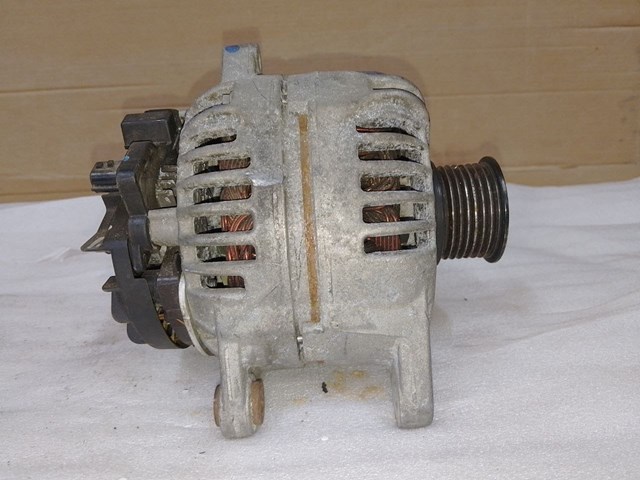 Генератор автомобильный 8200660041 RENAULT