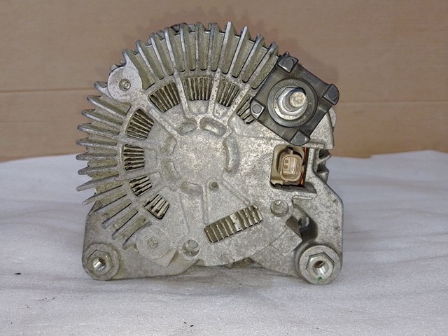 8200660057 RENAULT Генератор купить в Житомир
