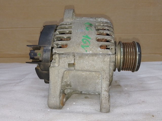 RENAULT 8200667608 Генератор в наличии Полтава