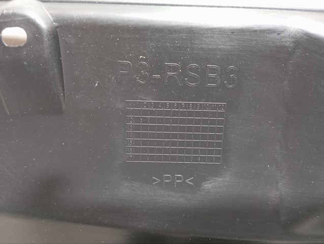 RENAULT 8200700420 Решетка радиатора в наличии Львов