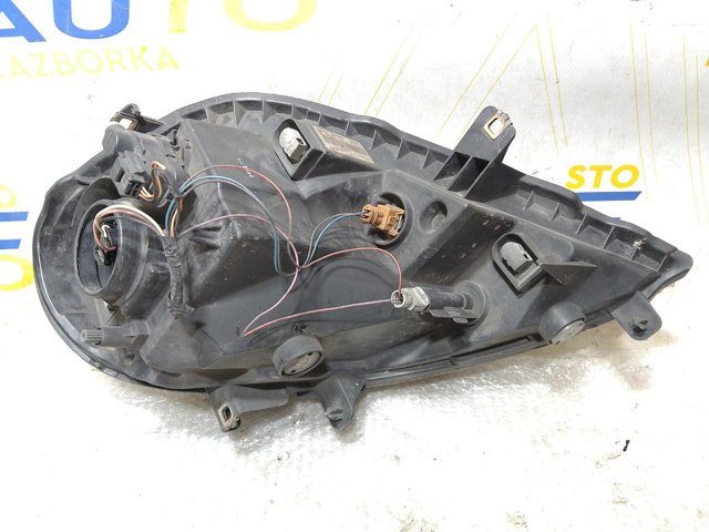 RENAULT 8200701352 Левая фара в наличии Ужгород