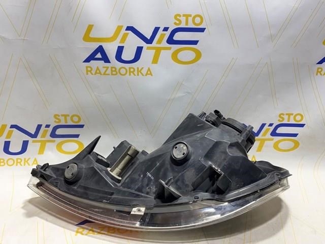 Фара передняя правая 8200701353 RENAULT