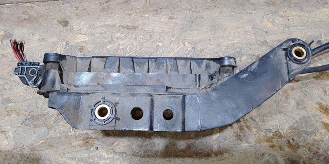 БУ электромеханического стояночного тормоза 8200702092 RENAULT