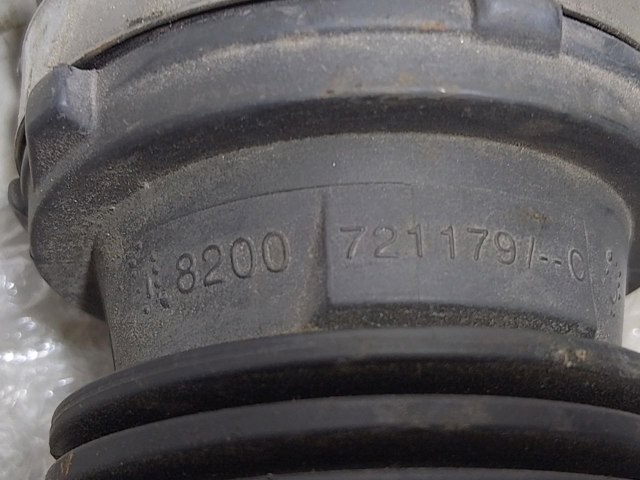 8200721179 RENAULT Выпускной патрубок воздушного фильтра купить в Николаев
