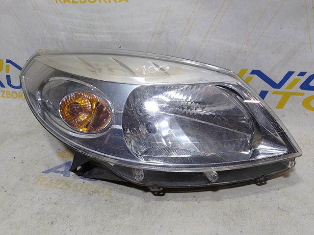 RENAULT 8200733877 Фара правая в наличии Николаев