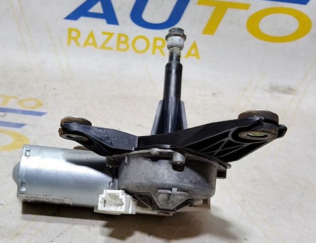 Мотор заднего стеклоочистителя 8200734582 RENAULT