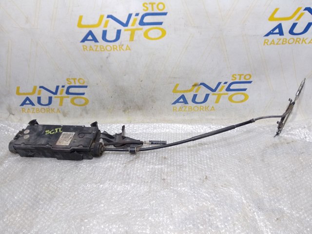 Модуль управления стояночного тормоза 8200734627 RENAULT