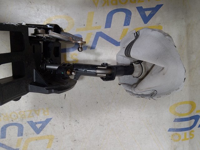 RENAULT 8200736236 Кулиса переключения передач в наличии Украина