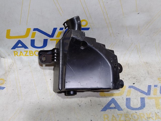 RENAULT 8200738816 Корпус блока предохранителей в наличии Киев